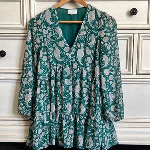 Flowy emerald top with paisley detail